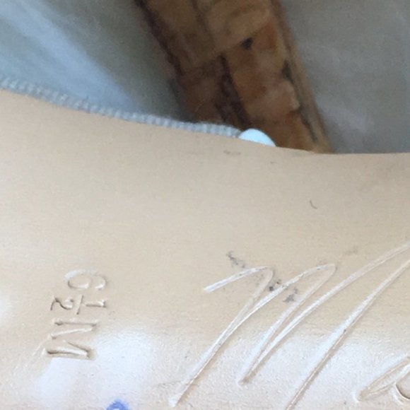 Marc Fisher heels 6 1/2” - Picture 5 of 6